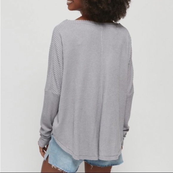 Urban Outfitters Thermal Button Down Front… - Picture 3 of 5